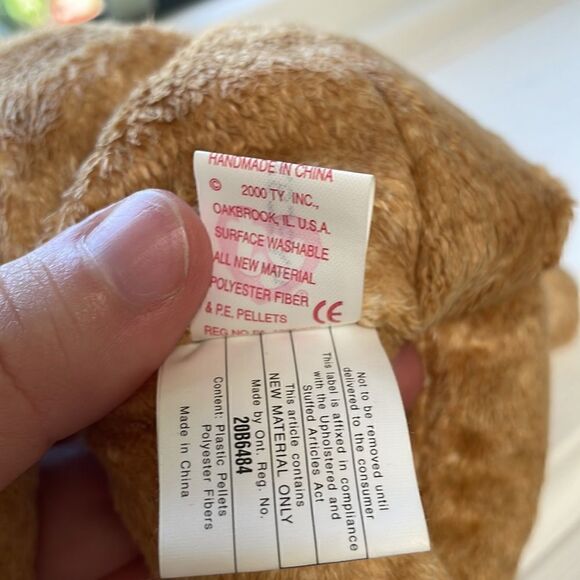 Cashew The Bear 2000 Ty Beanie Baby in Mint Condition with ear and Tush tags - Picture 5 of 5
